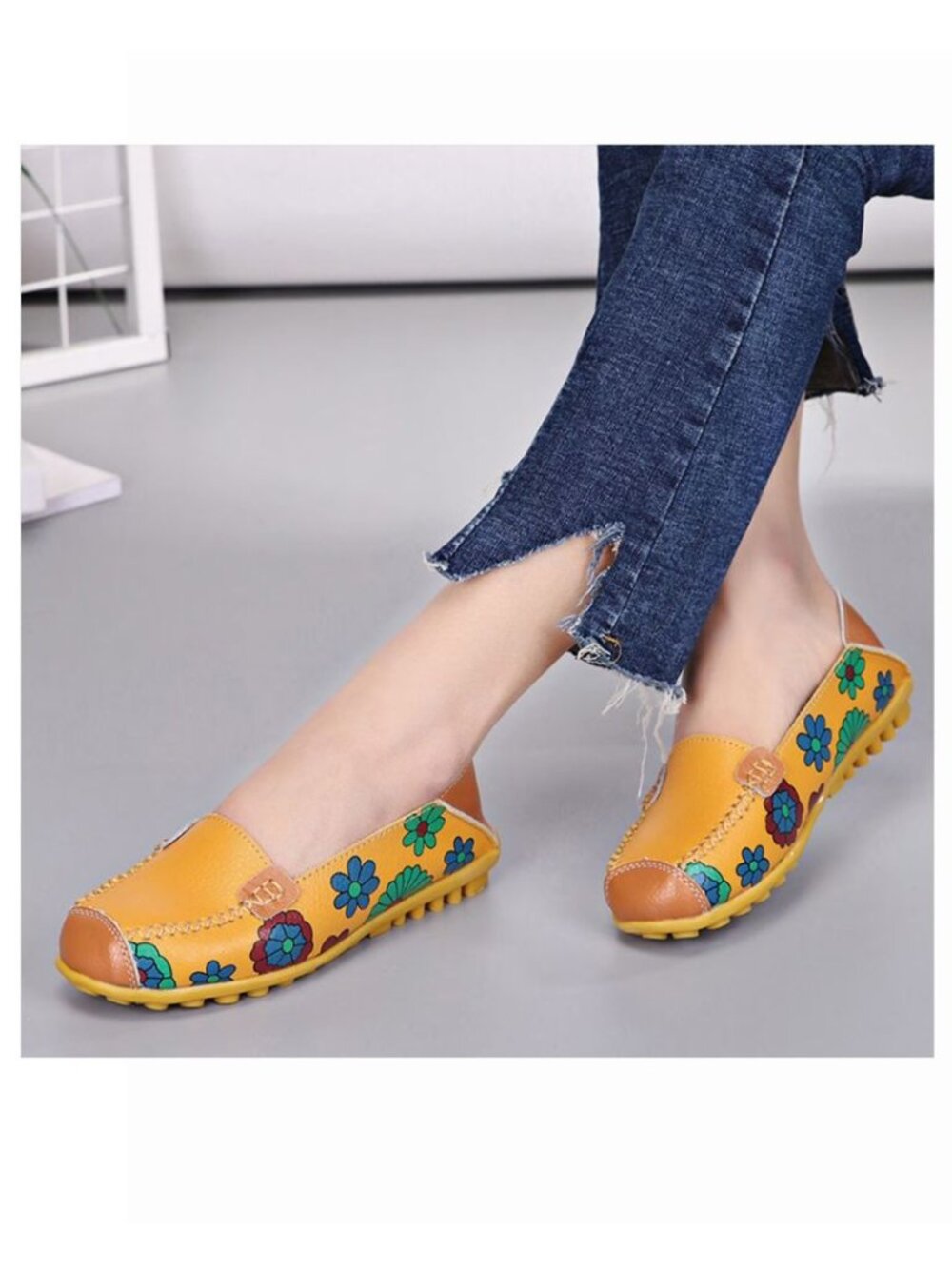 VenusCelia - Remote Control Leather Loafers Moccasins Slip-On | Yellow | Size 6